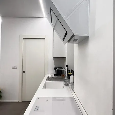 White Roma - Elegant And Comfortable *