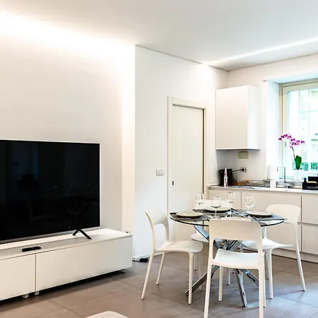 Apartment White Roma - Elegant And Comfortable Turin