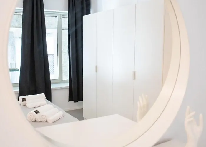 White Roma - Elegant And Comfortable *
